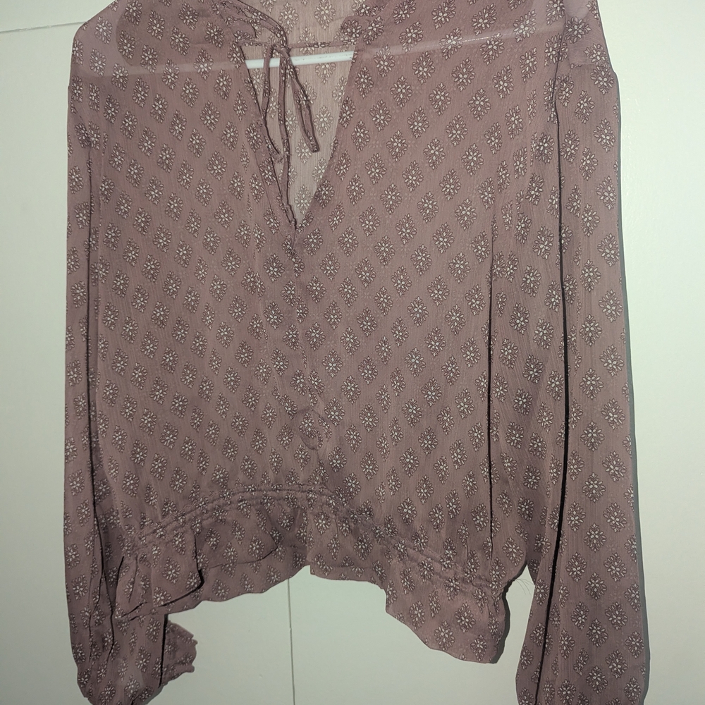 H&M Elegant Mauve Patterned Crop Top